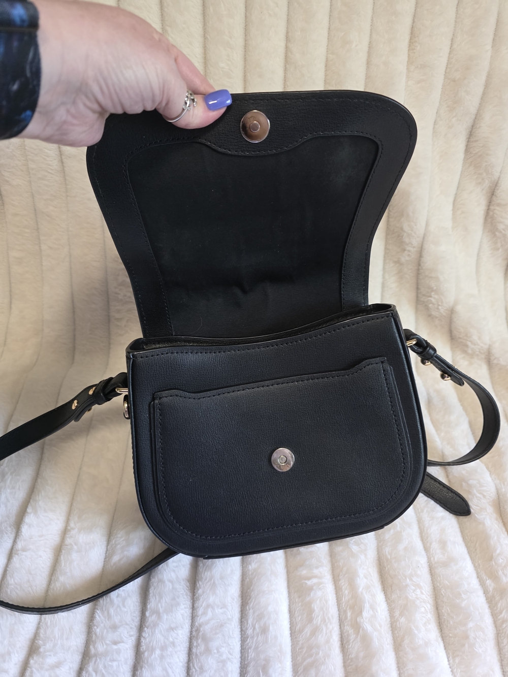 Marc Jacobs Black Leather Crossbody Bag - Picture 6 of 10